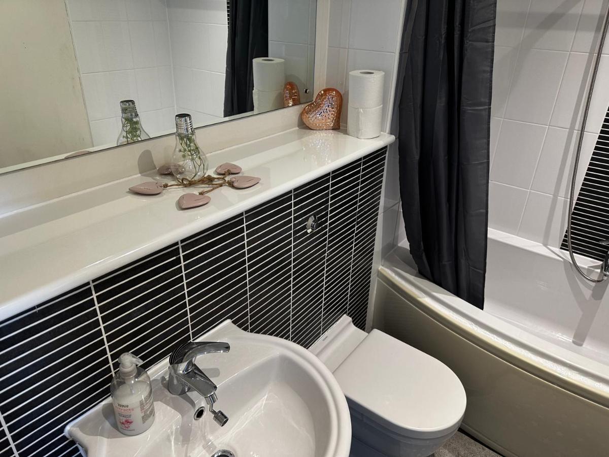 סוואנסי Stunning Ocean & City View Apt מראה חיצוני תמונה