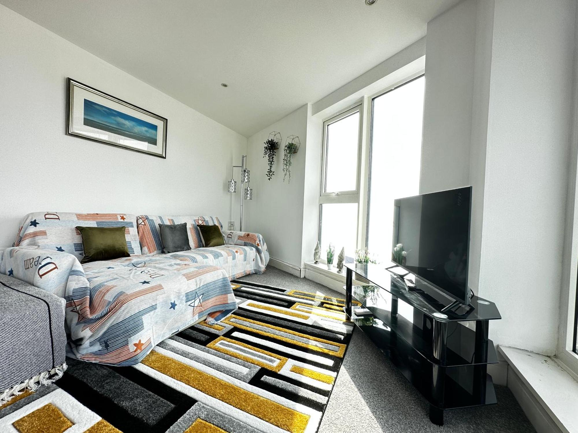 סוואנסי Stunning Ocean & City View Apt מראה חיצוני תמונה